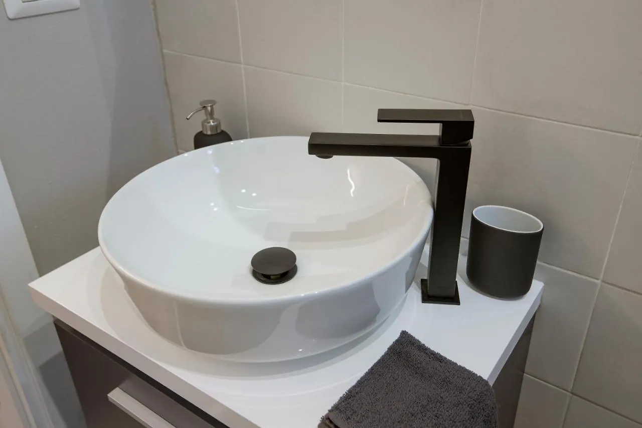Super Modern And Design Apartment, A Due Passi Dai Navigli Milano Italia
